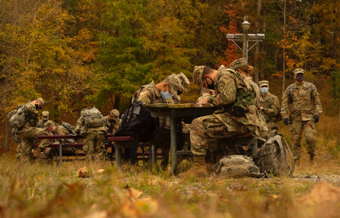 SIU Army ROTC Students Studying Outdoors